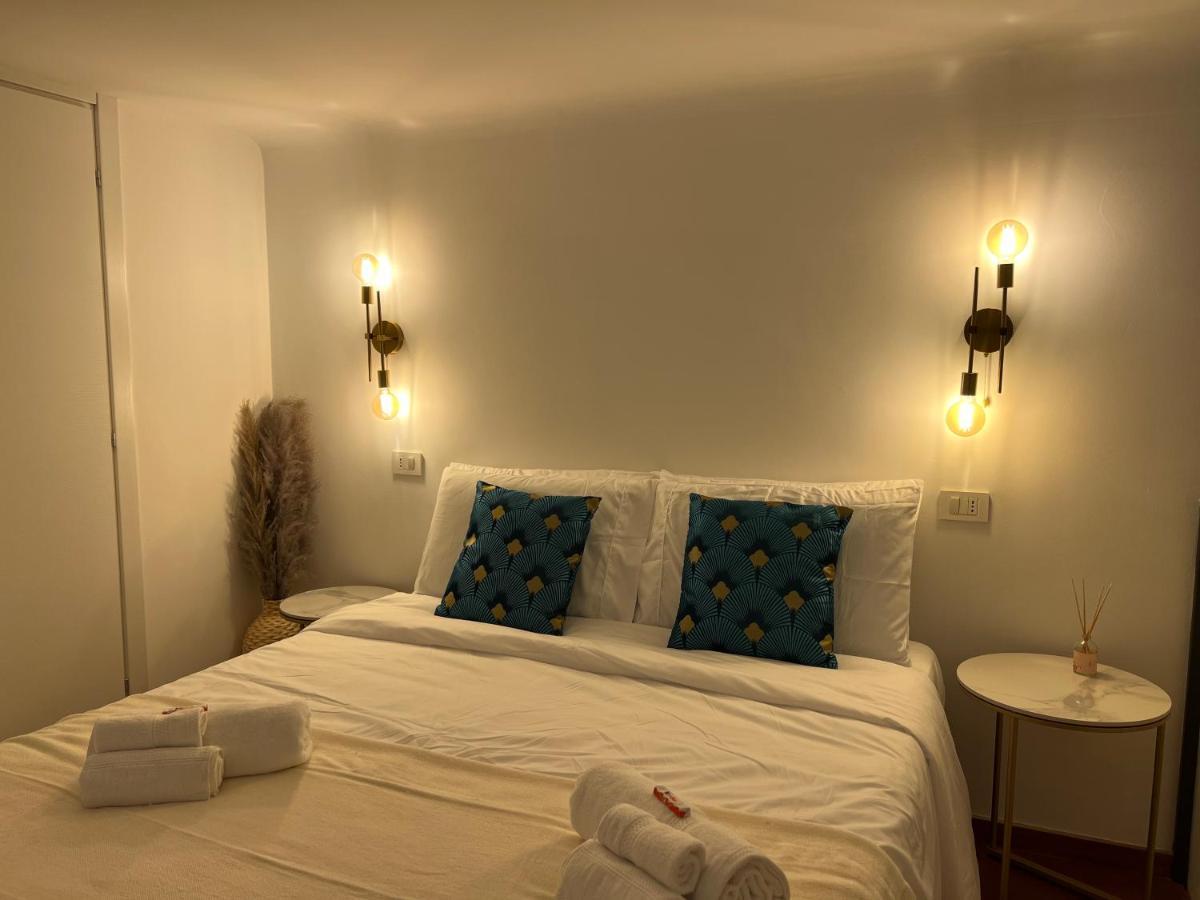 Regina Milano In Porta Romana 2 - Sky Tv, Wifi E Breakfast Box Apartman Kültér fotó