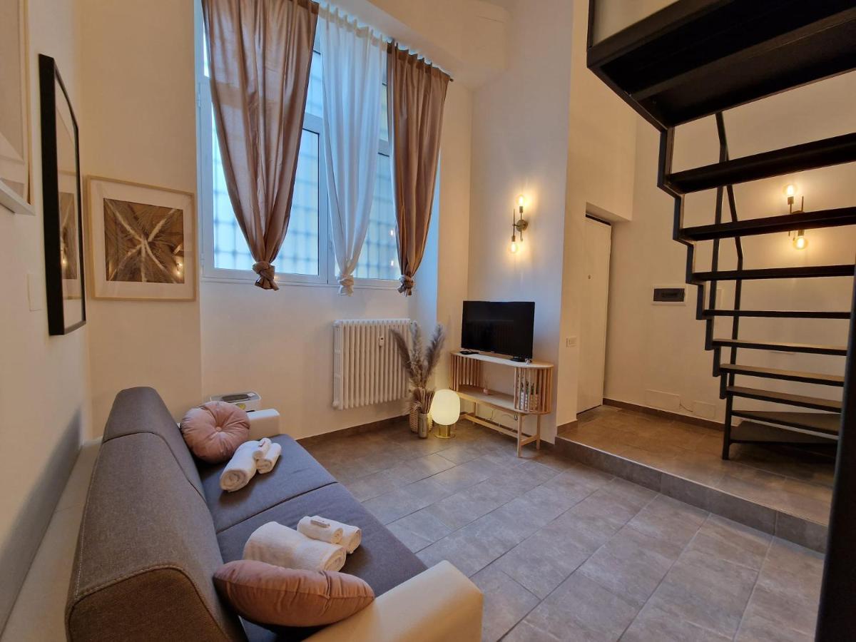 Regina Milano In Porta Romana 2 - Sky Tv, Wifi E Breakfast Box Apartman Kültér fotó