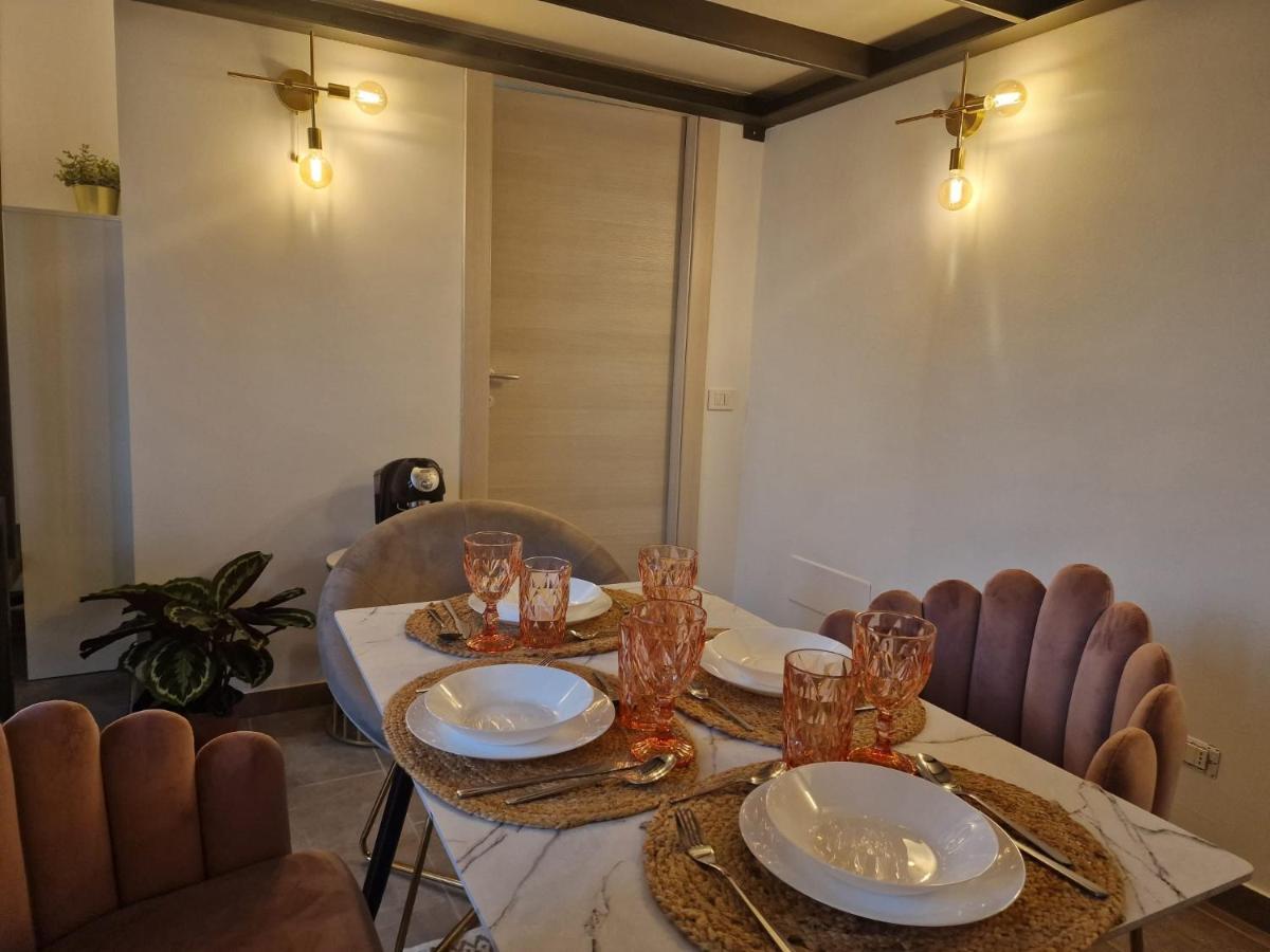 Regina Milano In Porta Romana 2 - Sky Tv, Wifi E Breakfast Box Apartman Kültér fotó
