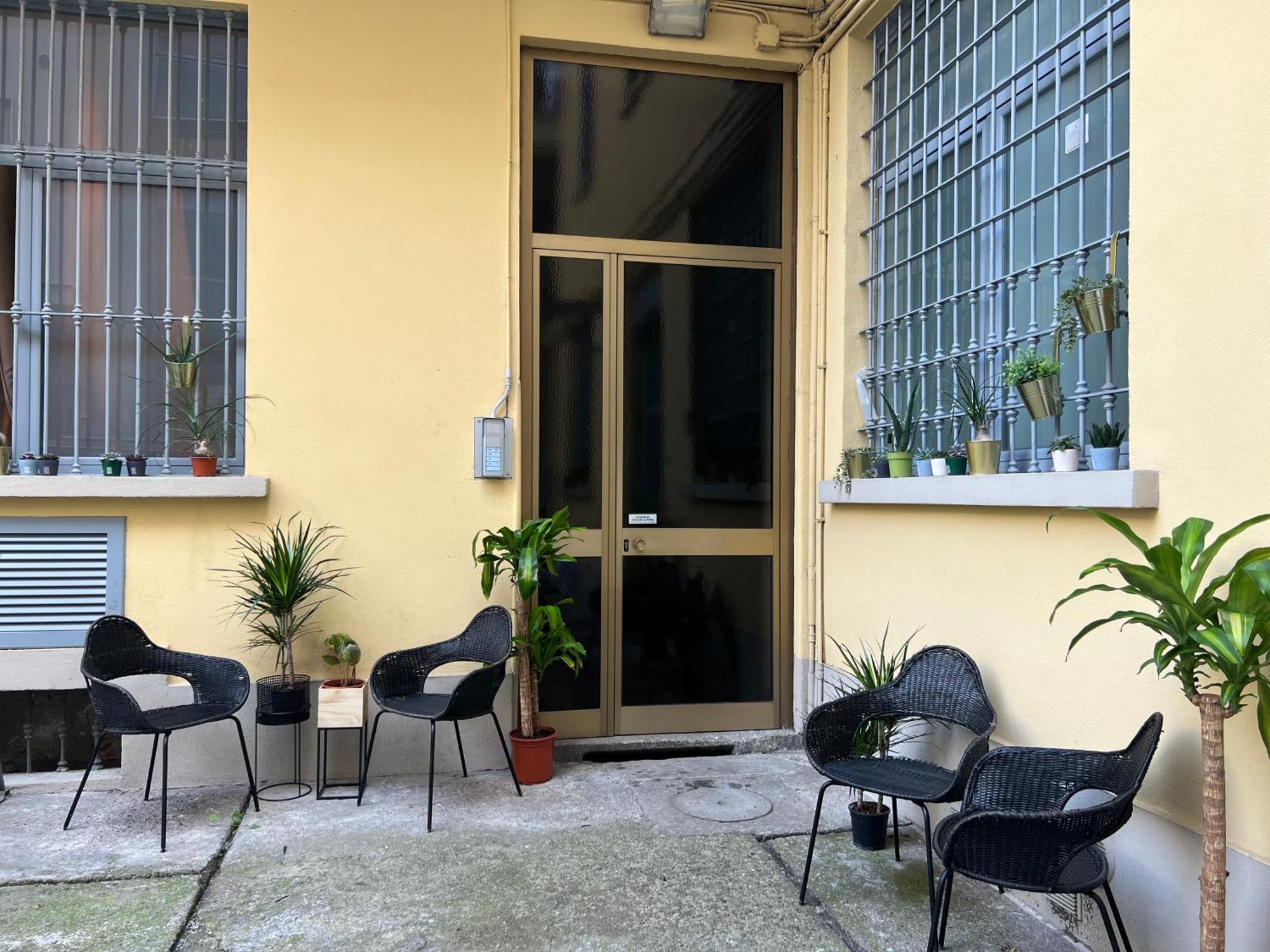 Regina Milano In Porta Romana 2 - Sky Tv, Wifi E Breakfast Box Apartman Kültér fotó